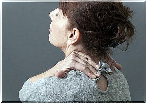 Woman with neck pain